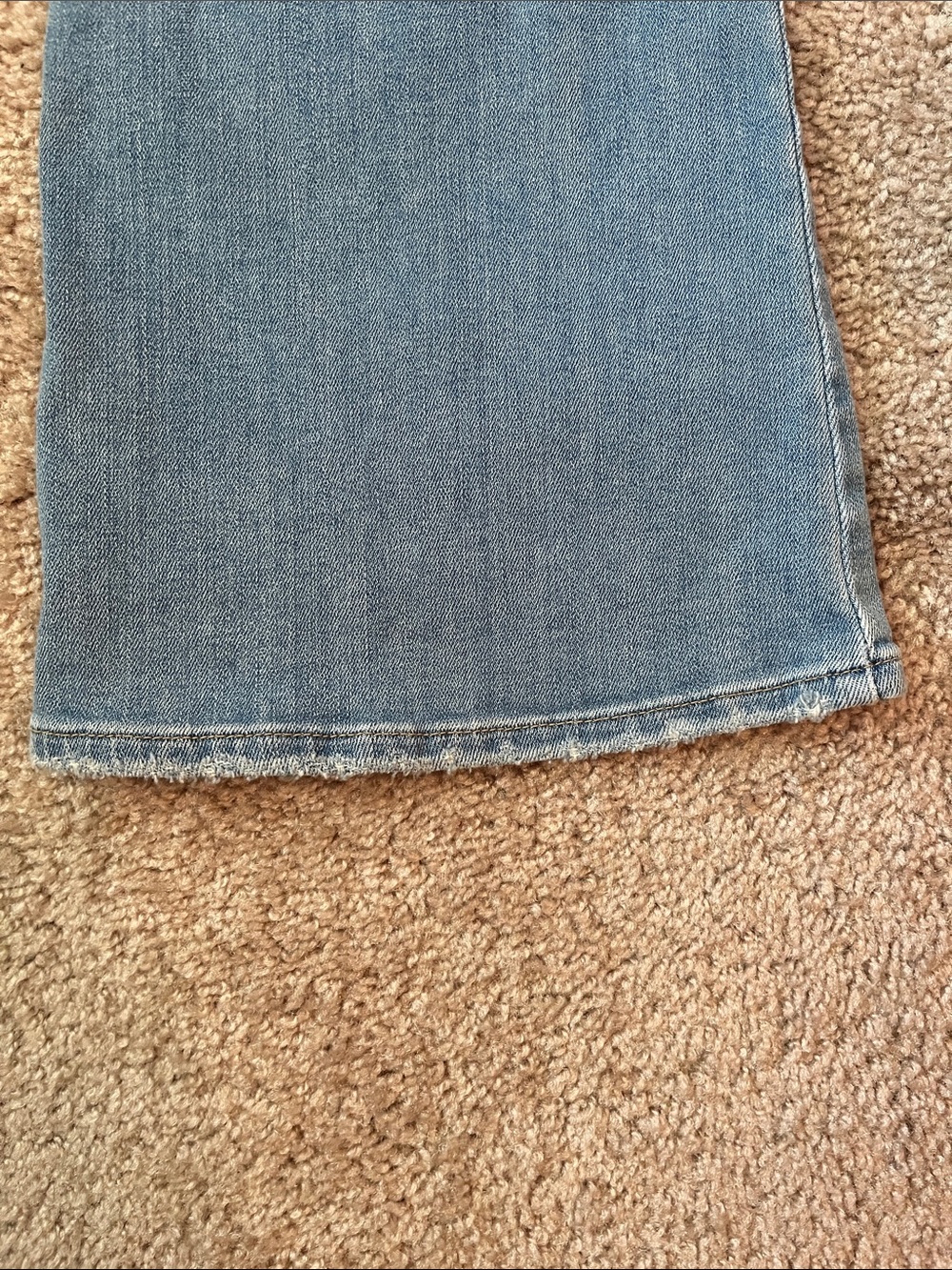 Levi’s High Rise Flare Jeans - Picture 6 of 8